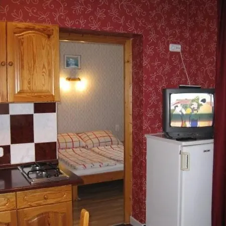 Andrea Apartmanhaz * Balatonlelle