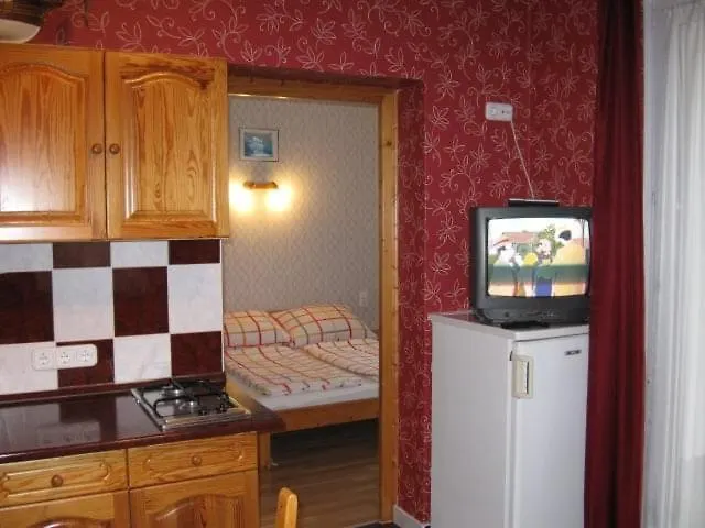 Andrea Apartmanhaz * Balatonlelle