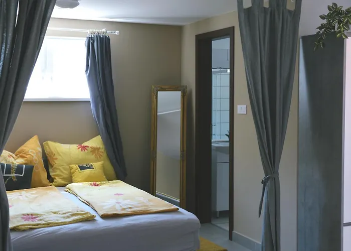 Andrea Apartmanhaz * Balatonlelle